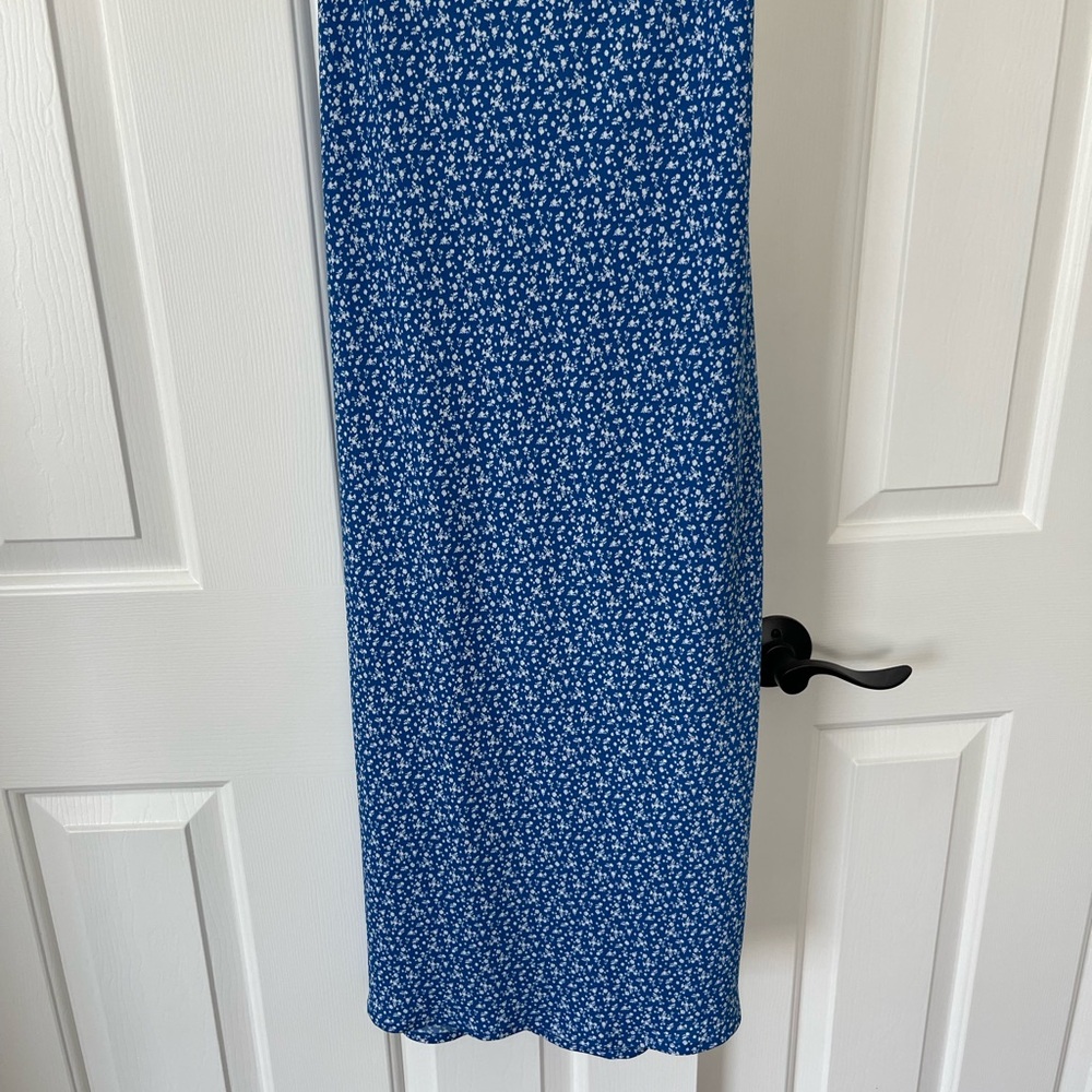 Hollister Blue Floral Midi Dress - Picture 5 of 9